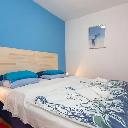 Mit Klima, Wifi, Parkplatz, Waschmaschine Apartman Baška