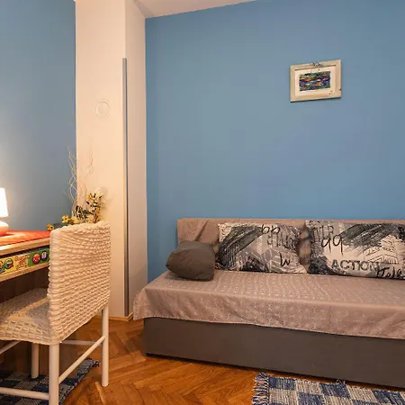 Apartman Mit Klima, Wifi, Parkplatz, Waschmaschine